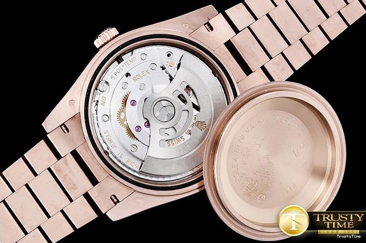 0927 RDD0208A – DayDate 40mm FlexibleFit 680